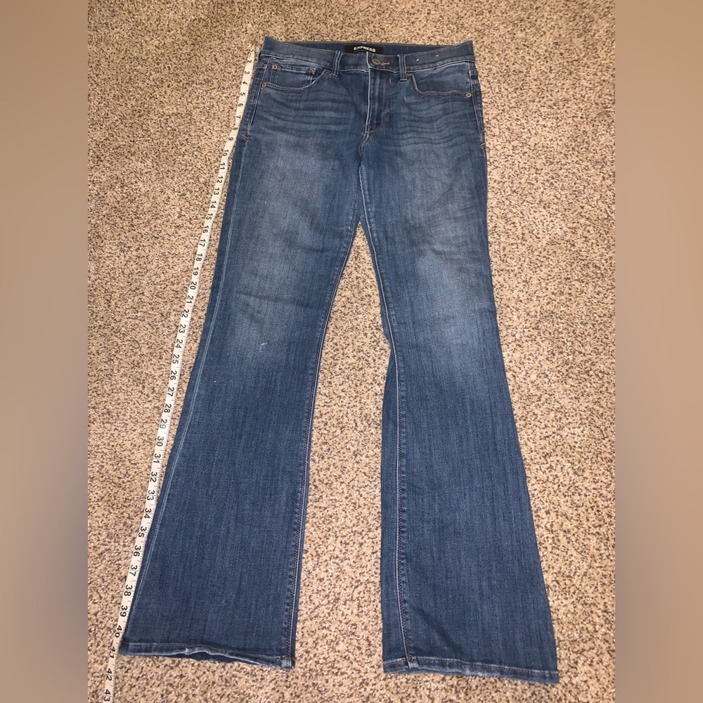 Size 4R Bootcut Midrise blue jeans. Express brand.